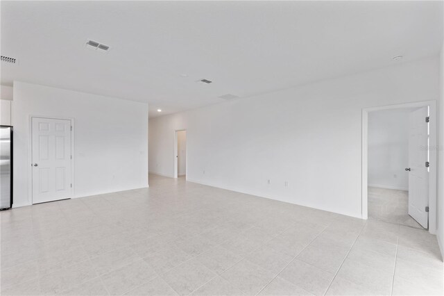 499 Silver Palm Dr, Haines City, FL 33844 - unfurnished room featuring recessed lighting