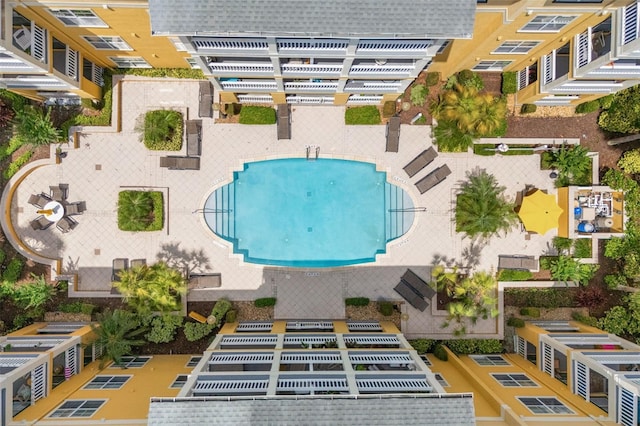 drone / aerial view of a pool