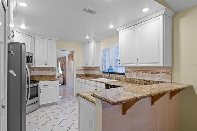 4527 Sandhurst Dr, Orlando, FL 32817 - photo 17