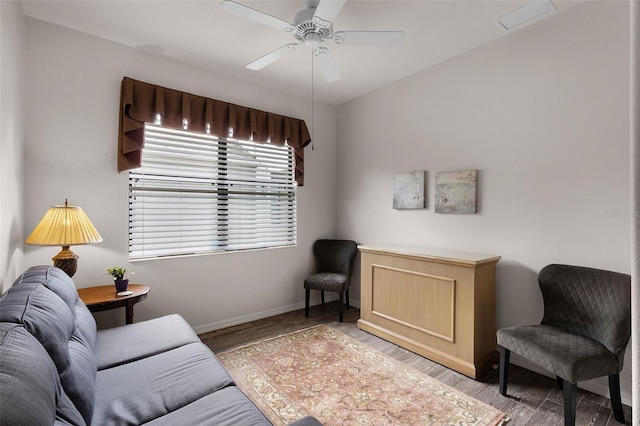 532 Casanova Ct, Kissimmee, FL 34759 - sitting room with light wood finished floors, baseboards, and a ceiling fan