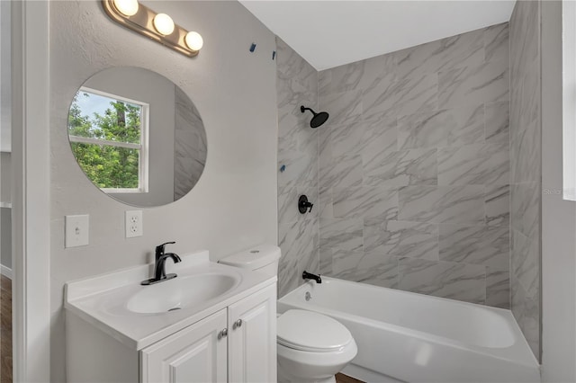 1840 Lillian Dr, Saint Cloud, FL 34771 - bathroom featuring toilet, shower / tub combination, and vanity