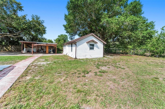 2500 Derby Dr, Kissimmee, FL 34744 - view of yard with an outdoor structure