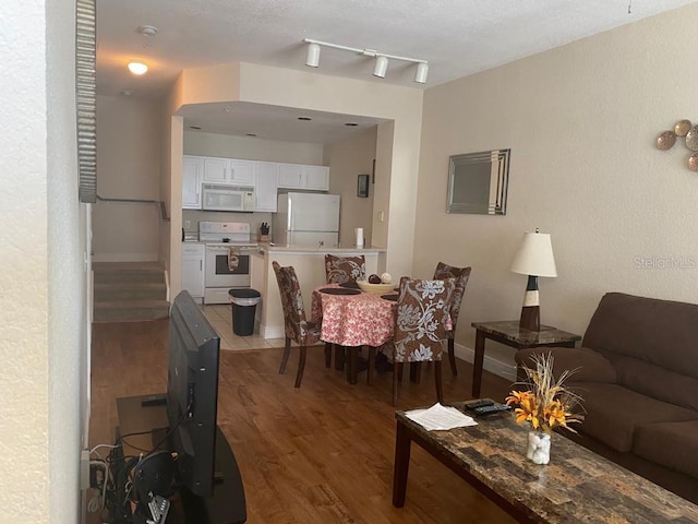 2208 San Vittorino Cir Unit 104, Kissimmee, FL 34741 - photo 6