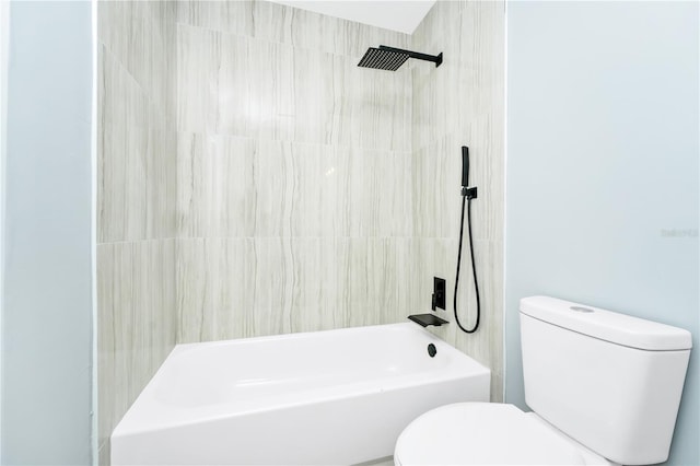 228 Ring Rd, Orlando, FL 32811 - full bath with toilet and shower / washtub combination