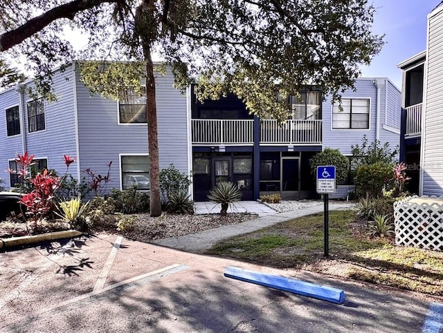 3621 Atrium Dr Unit U-4, Orlando, FL 32822 - view of building exterior featuring uncovered parking