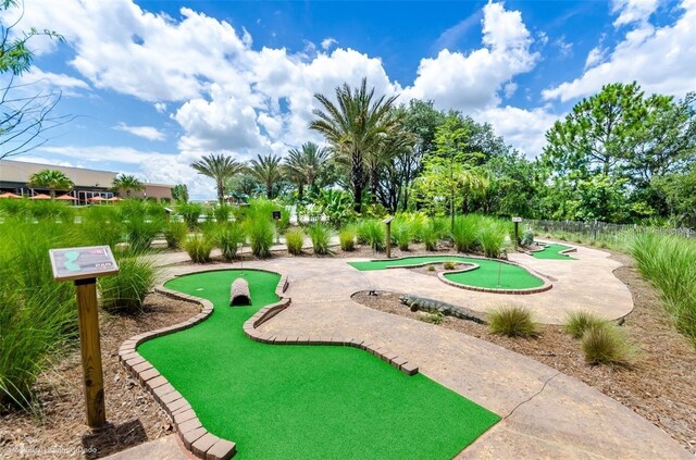 809 Benoi Dr, Davenport, FL 33896 - view of home's community with a putting area