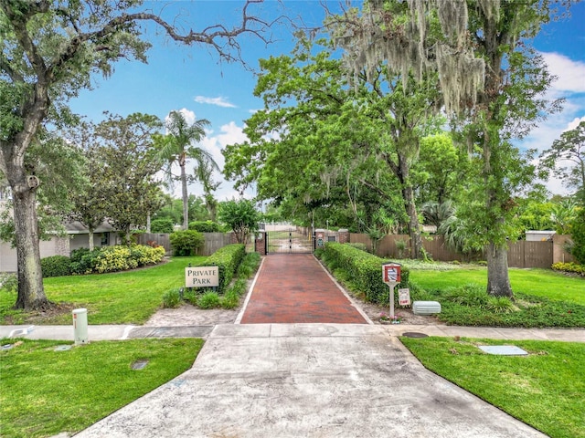 148 Tarrytown Trl, Longwood, FL 32750 - view of home's community featuring a gate