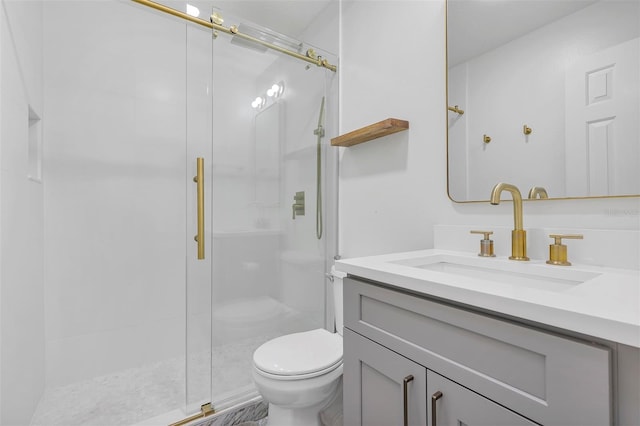 8430 Woburn Ct, Windermere, FL 34786 - full bath featuring toilet, vanity, and a stall shower