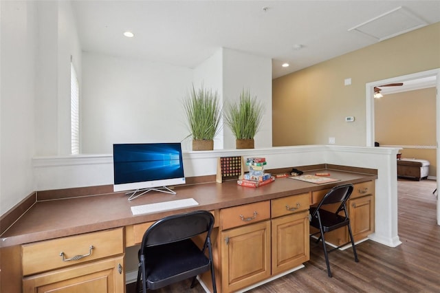 office space with dark wood-style floors, built in study area, and recessed lighting