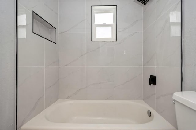 4651 Helena St NE, Saint Petersburg, FL 33703 - full bathroom featuring toilet and tub / shower combination