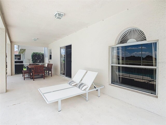2384 Andrews Valley Dr, Kissimmee, FL 34758 - view of patio featuring outdoor dining space