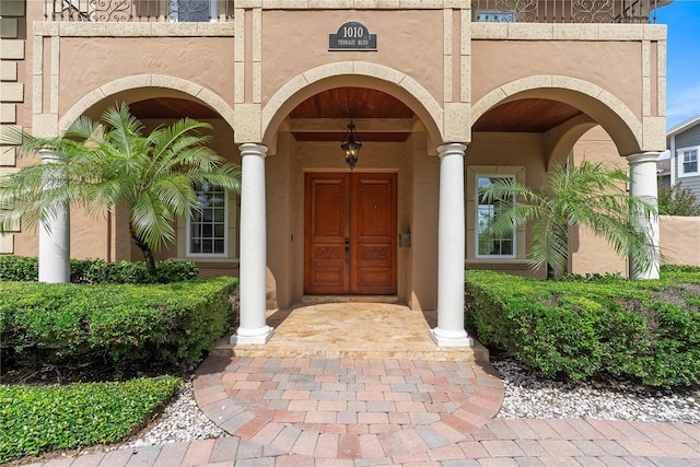 1010 Terrace Blvd, Orlando, FL 32803 - view of exterior entry featuring stucco siding