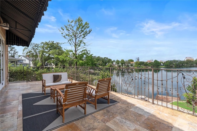 1010 Terrace Blvd, Orlando, FL 32803 - view of patio / terrace featuring a water view