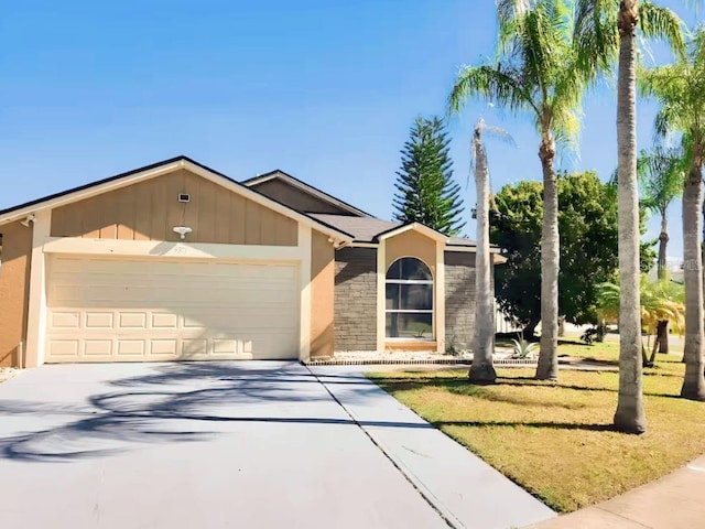 5371 Lonesome Dove Dr, Kissimmee, FL 34746 - photo 1