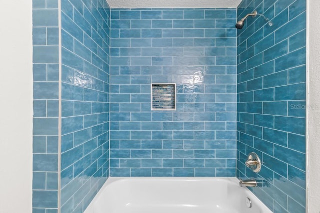 25 Reflections Village Dr, Ormond Beach, FL 32174 - bathroom with bathtub / shower combination