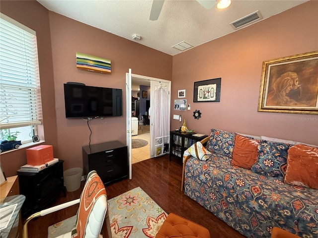 10075 SW 91st Pl, Ocala, FL 34481 - living area featuring wood finished floors and ceiling fan