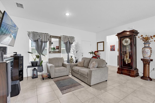 606 Marion Oaks Blvd, Ocala, FL 34473 - living area featuring light tile patterned floors, recessed lighting, and baseboards