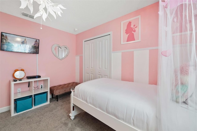 1128 Challenge Dr, Davenport, FL 33896 - bedroom featuring carpet and a closet