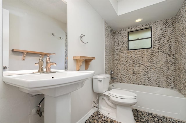 175 Cliff St, Deland, FL 32720 - bathroom with toilet, bathing tub / shower combination, and baseboards