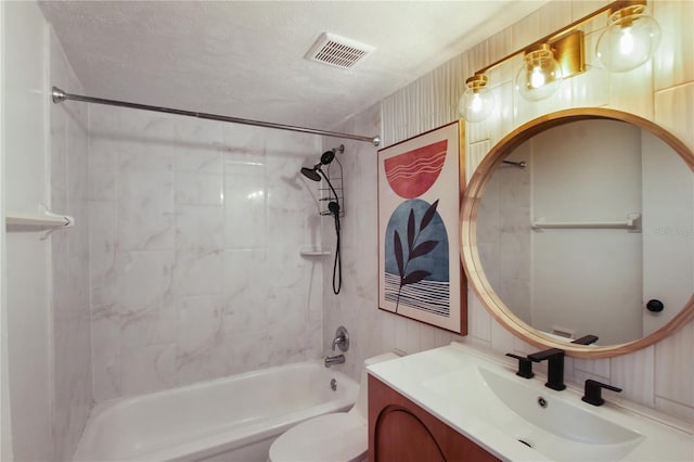 115 Tomoka Trl Unit 115, Longwood, FL 32779 - full bathroom with vanity, washtub / shower combination, and toilet