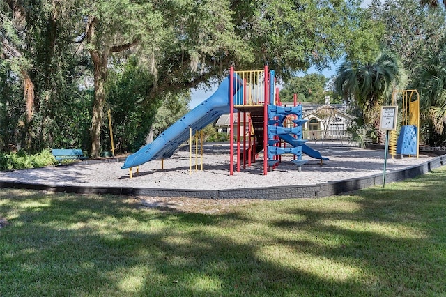 115 Tomoka Trl Unit 115, Longwood, FL 32779 - communal playground with a yard