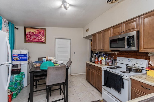 2304 N Hastings St, Orlando, FL 32808 - photo 3