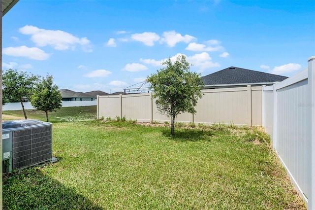 503 Meadow Pointe Dr, Haines City, FL 33844 - view of yard with cooling unit