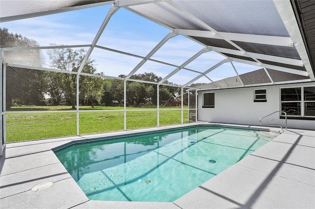 1438 Mclin Dr, Plant City, FL 33565 - swimming pool featuring a lawn, a patio, and a lanai
