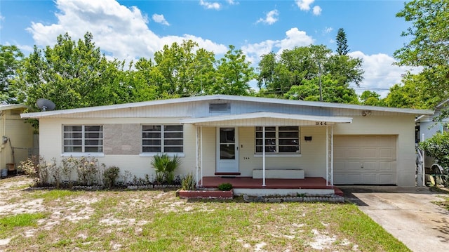 944 Essex Rd, Daytona Beach, FL 32117 - photo 2