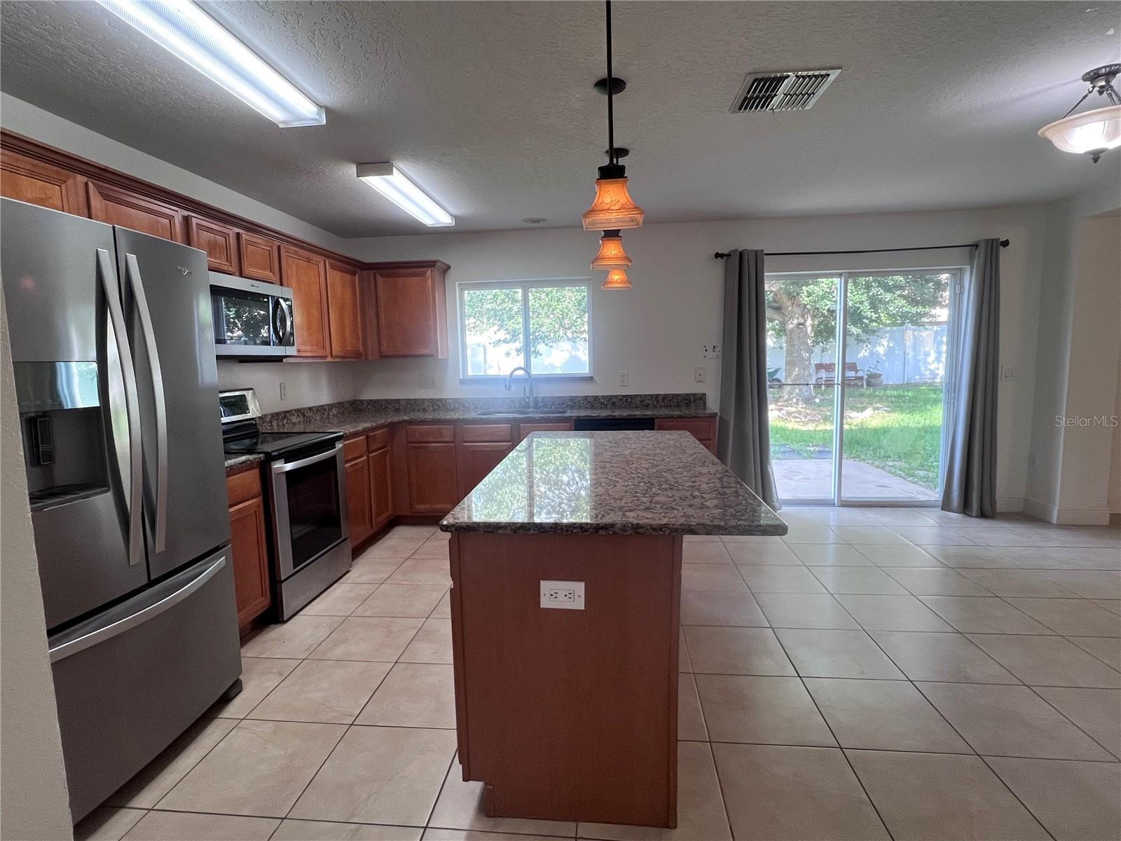 1325 Bella Coola Dr, Orlando, FL 32828 - photo 6