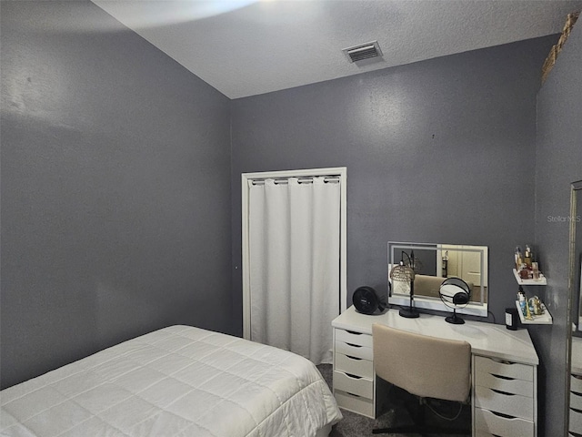 6436 Fig Leaf St, Magnolia Square, FL 34771 - bedroom with an office area