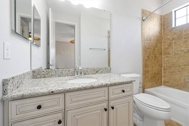 3844 Bowfin Trl, Kissimmee, FL 34746 - full bathroom featuring toilet, vanity, and bathing tub / shower combination