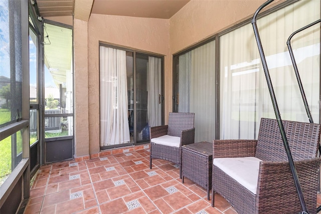 109 Lakepointe Cir, Kissimmee, FL 34743 - view of sunroom