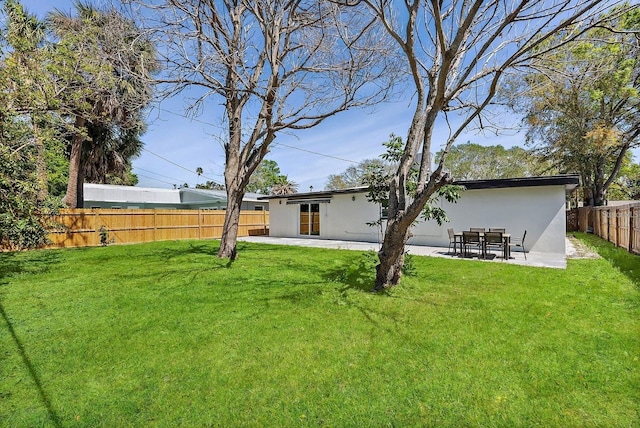 3926 Helena St NE, Saint Petersburg, FL 33703 - view of yard with a patio area