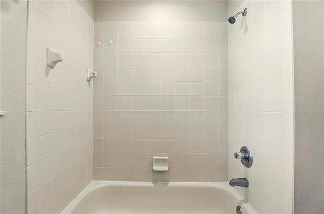 3451 Players Point Loop, Apopka, FL 32712 - bathroom featuring shower / washtub combination