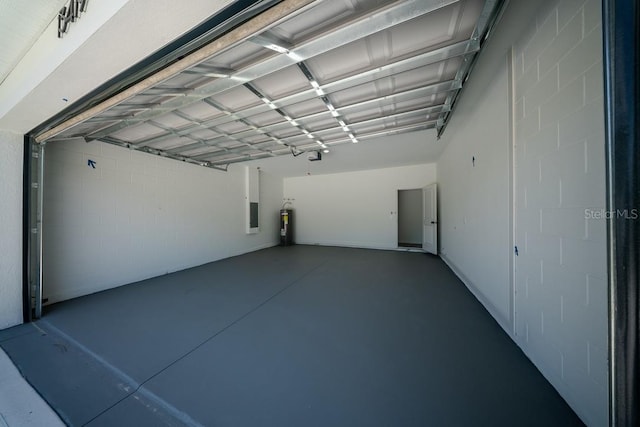 13419 SW 77th Ave, Ocala, FL 34473 - garage with a garage door opener
