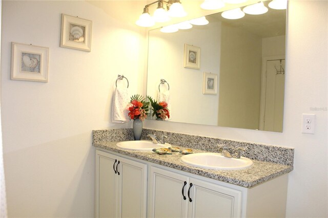 5897 Soter Ln, Windermere, FL 34786 - bathroom featuring double vanity