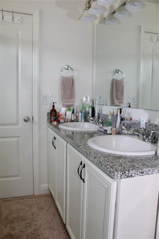 5897 Soter Ln, Windermere, FL 34786 - bathroom featuring double vanity