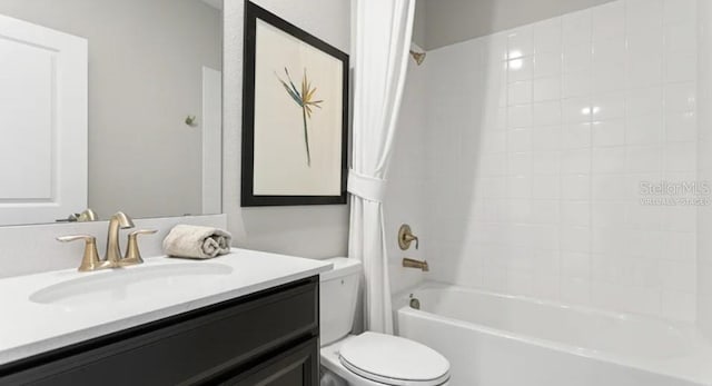 7876 Marlow Pl, Kissimmee, FL 34747 - bathroom featuring toilet, shower / washtub combination, and vanity