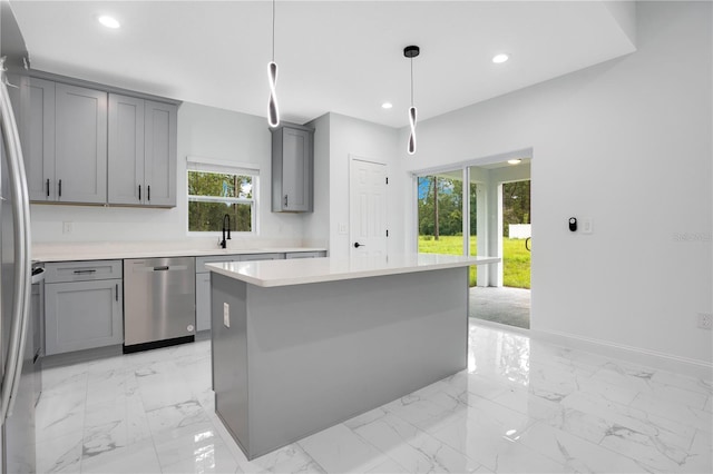 kitchen with dishwasher, gray cabinets, light marble finish floors, a sink, and recessed lighting
