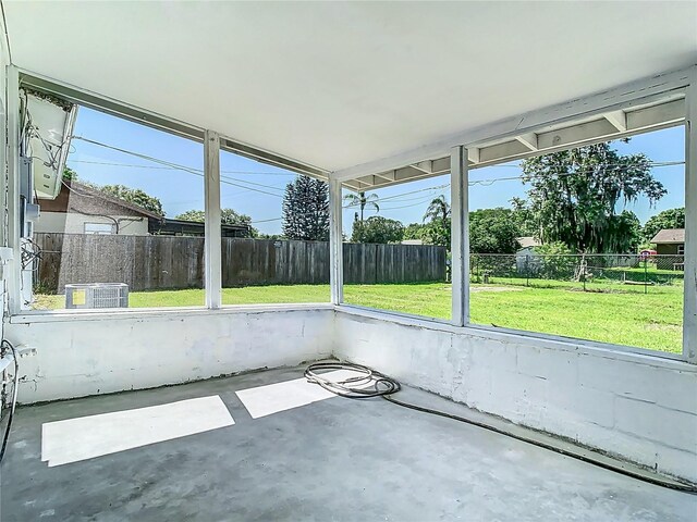 8228 Shriver Dr, Orlando, FL 32822 - unfurnished sunroom with plenty of natural light