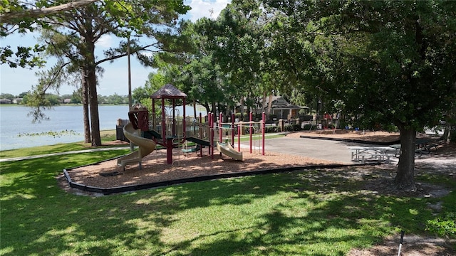 208 Frinton Cv, Longwood, FL 32779 - community play area featuring a yard and a water view
