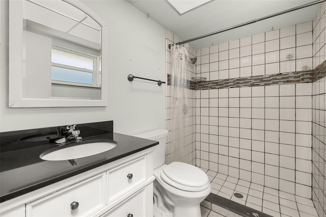 11811 Scarecrow Ln, Orlando, FL 32821 - full bathroom with vanity, tiled shower, toilet, and tile patterned floors