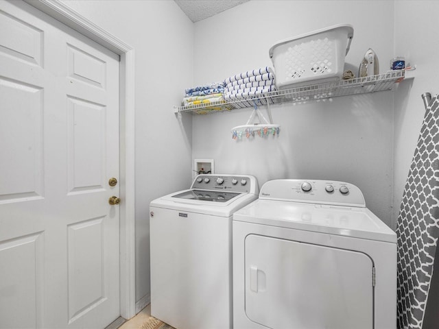 2115 Morning Star Dr, Clermont, FL 34714 - washroom featuring washing machine and clothes dryer