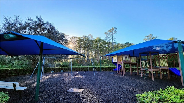 12126 Diedra Ct, Orlando, FL 32825 - view of community play area