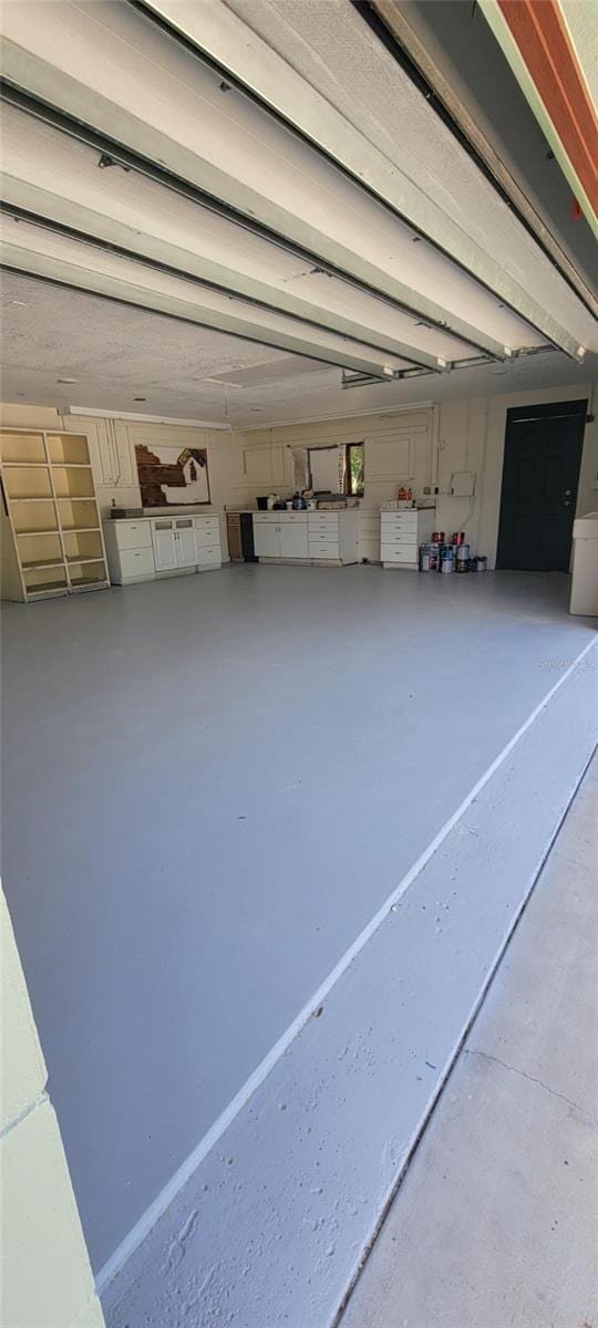122 N Cedarview Ter, Inverness, FL 34453 - view of garage