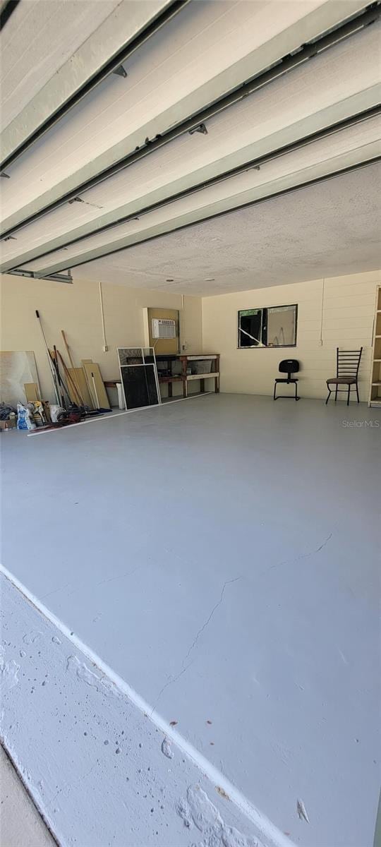 122 N Cedarview Ter, Inverness, FL 34453 - view of garage