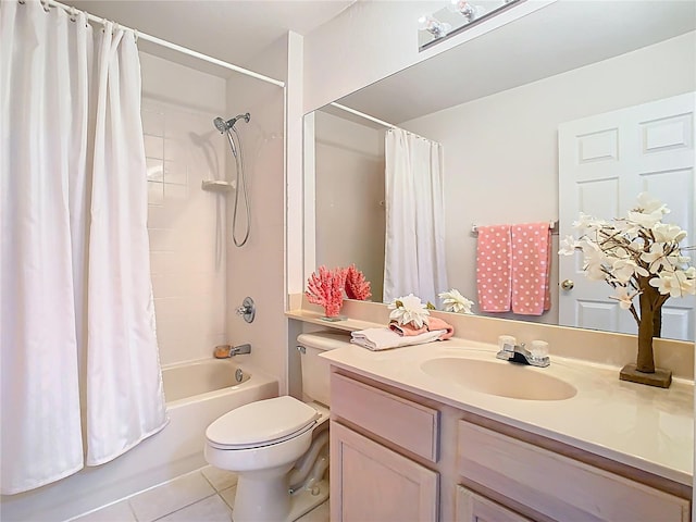 7323 Cypress Grove Rd Unit 87, Orlando, FL 32819 - bathroom with vanity, tile patterned flooring, toilet, and shower / bath combo with shower curtain