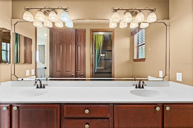 3041 Boating Blvd, Kissimmee, FL 34746 - bathroom featuring double vanity