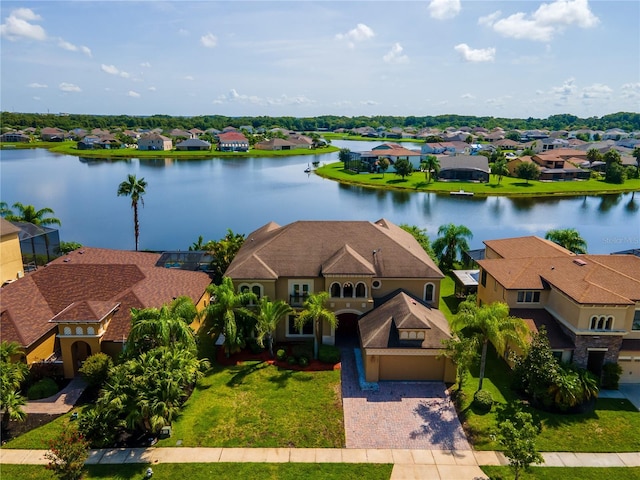 3041 Boating Blvd, Kissimmee, FL 34746 - aerial view of residential area featuring a large body of water